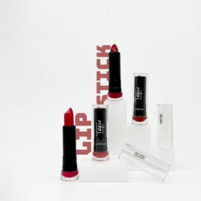 Lip Stick Give You Kissably Shiny Effect